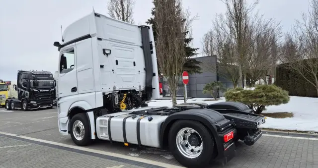 MERCEDES-BENZ MERCEDES-BENZ///ACTROS///MP5/// 1848///GIGA SPACE///2022/// STANDARD///PODUSZKI/// ALUMINIOWE FELGI///WYŚWIETLACZ OBCIĄŻENIA///KLIMA POSTOJOWA/// NAWIGACJA///XENON///PEDANTYCZNY STAN 