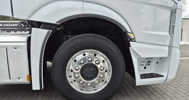 MERCEDES-BENZ MERCEDES-BENZ///ACTROS///MP5/// 1848///GIGA SPACE///2022/// STANDARD///PODUSZKI/// ALUMINIOWE FELGI///WYŚWIETLACZ OBCIĄŻENIA///KLIMA POSTOJOWA/// NAWIGACJA///XENON///PEDANTYCZNY STAN 