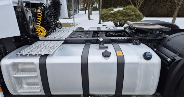 MERCEDES-BENZ MERCEDES-BENZ///ACTROS///MP5/// 1848///GIGA SPACE///2022/// STANDARD///PODUSZKI/// ALUMINIOWE FELGI///WYŚWIETLACZ OBCIĄŻENIA///KLIMA POSTOJOWA/// NAWIGACJA///XENON///PEDANTYCZNY STAN 