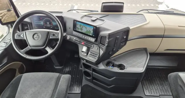 MERCEDES-BENZ MERCEDES-BENZ///ACTROS///MP5/// 1848///GIGA SPACE///2022/// STANDARD///PODUSZKI/// ALUMINIOWE FELGI///WYŚWIETLACZ OBCIĄŻENIA///KLIMA POSTOJOWA/// NAWIGACJA///XENON///PEDANTYCZNY STAN 