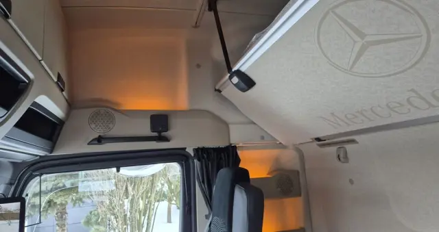 MERCEDES-BENZ MERCEDES-BENZ///ACTROS///MP5/// 1848///GIGA SPACE///2022/// STANDARD///PODUSZKI/// ALUMINIOWE FELGI///WYŚWIETLACZ OBCIĄŻENIA///KLIMA POSTOJOWA/// NAWIGACJA///XENON///PEDANTYCZNY STAN 