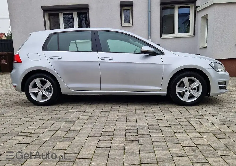 VOLKSWAGEN Golf 1.4 TSI ACT BlueMotion Technology DSG Edition