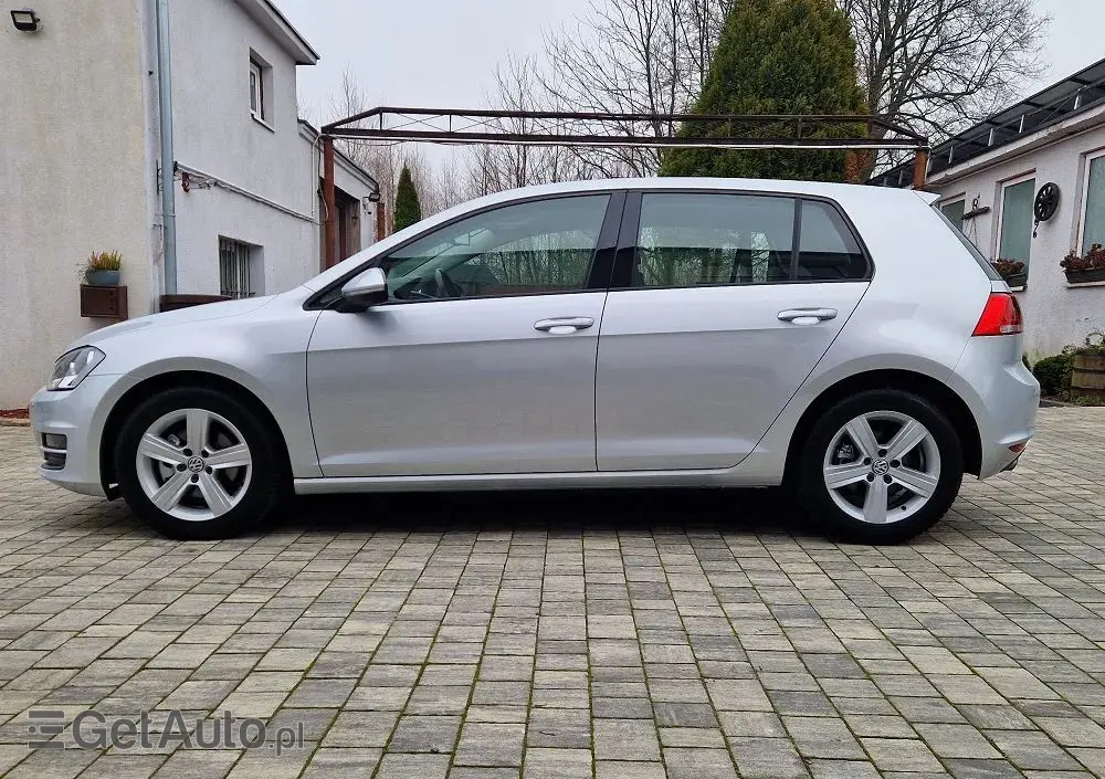 VOLKSWAGEN Golf 1.4 TSI ACT BlueMotion Technology DSG Edition