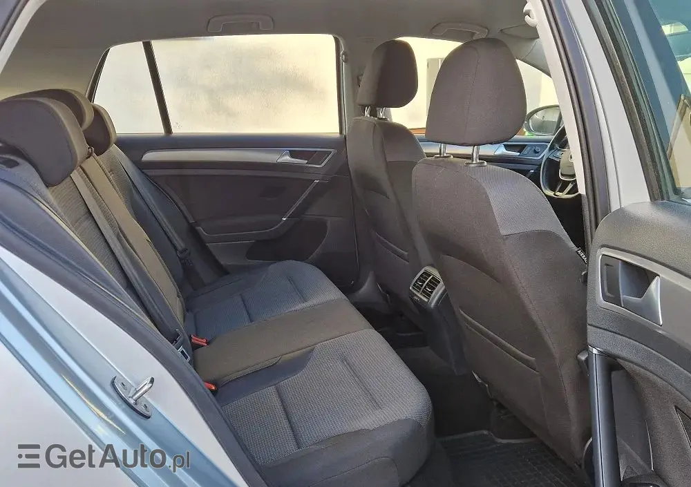 VOLKSWAGEN Golf 1.4 TSI ACT BlueMotion Technology DSG Edition