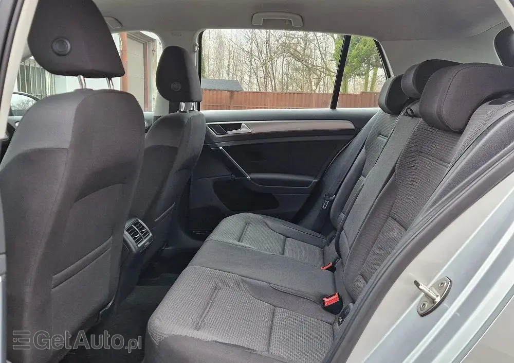 VOLKSWAGEN Golf 1.4 TSI ACT BlueMotion Technology DSG Edition