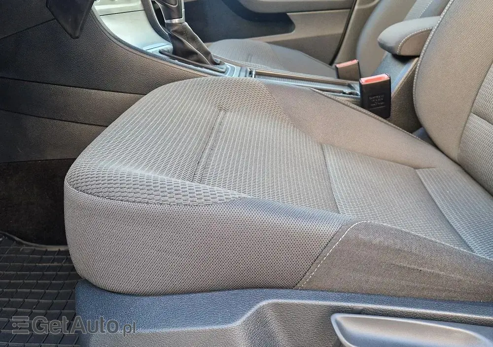 VOLKSWAGEN Golf 1.4 TSI ACT BlueMotion Technology DSG Edition