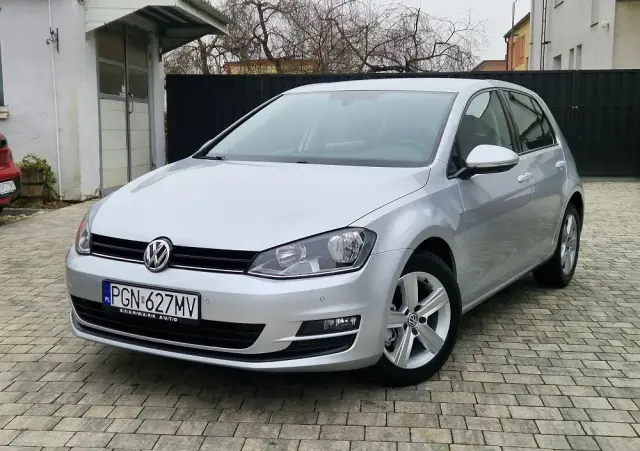 VOLKSWAGEN Golf 1.4 TSI ACT BlueMotion Technology DSG Edition