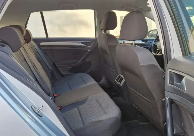 VOLKSWAGEN Golf 1.4 TSI ACT BlueMotion Technology DSG Edition