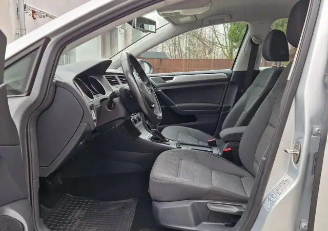 VOLKSWAGEN Golf 1.4 TSI ACT BlueMotion Technology DSG Edition