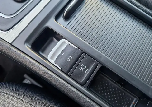 VOLKSWAGEN Golf 1.4 TSI ACT BlueMotion Technology DSG Edition