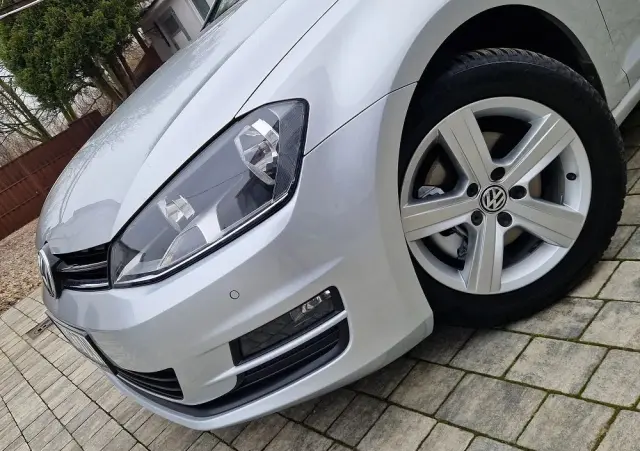 VOLKSWAGEN Golf 1.4 TSI ACT BlueMotion Technology DSG Edition