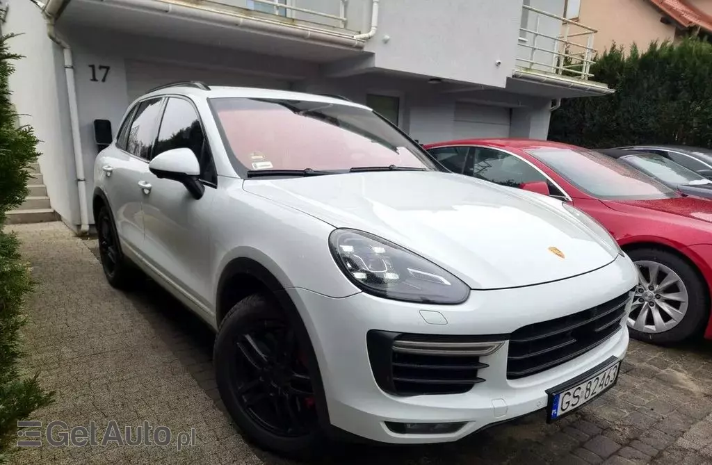 PORSCHE Cayenne 
