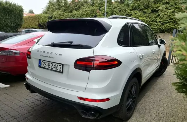 PORSCHE Cayenne 