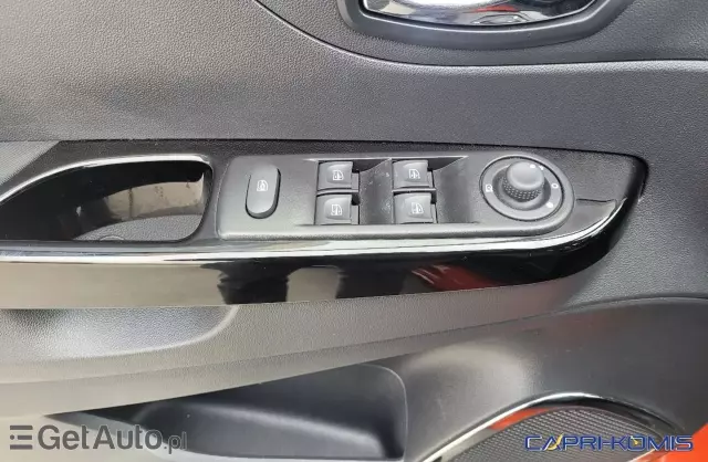 RENAULT Captur 1.2 TCe (120 KM) EDC
