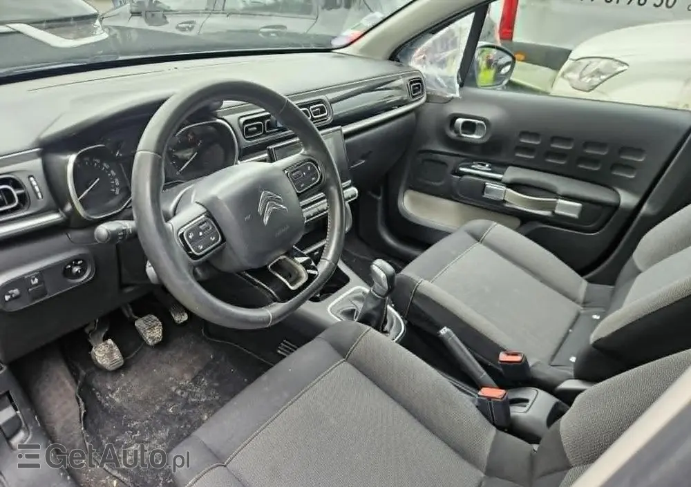 CITROËN C3 Pure Tech 82 SHINE