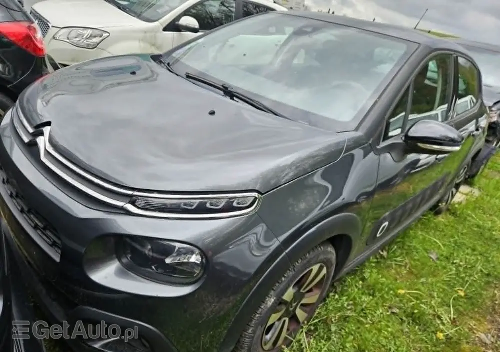 CITROËN C3 Pure Tech 82 SHINE