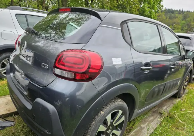 CITROËN C3 Pure Tech 82 SHINE
