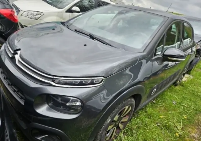 CITROËN C3 Pure Tech 82 SHINE