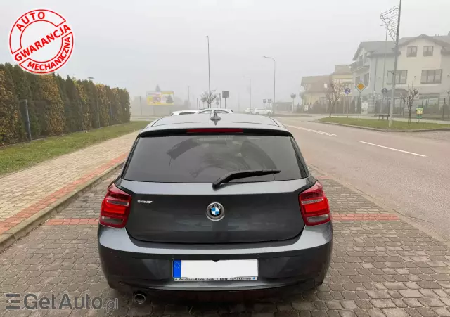 BMW Seria 1 118d Sport Line