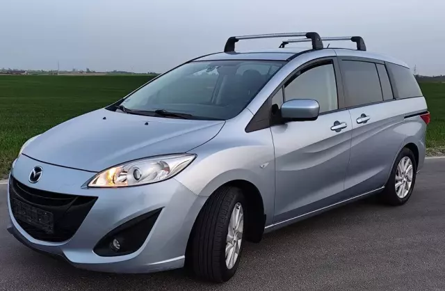 MAZDA 5 