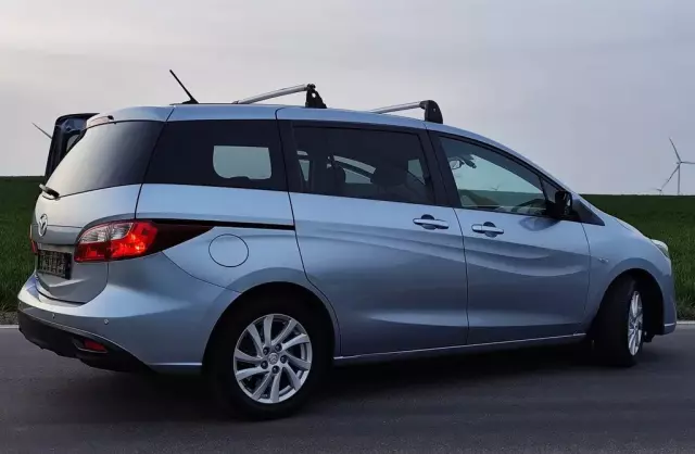 MAZDA 5 
