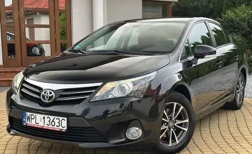 TOYOTA Avensis 