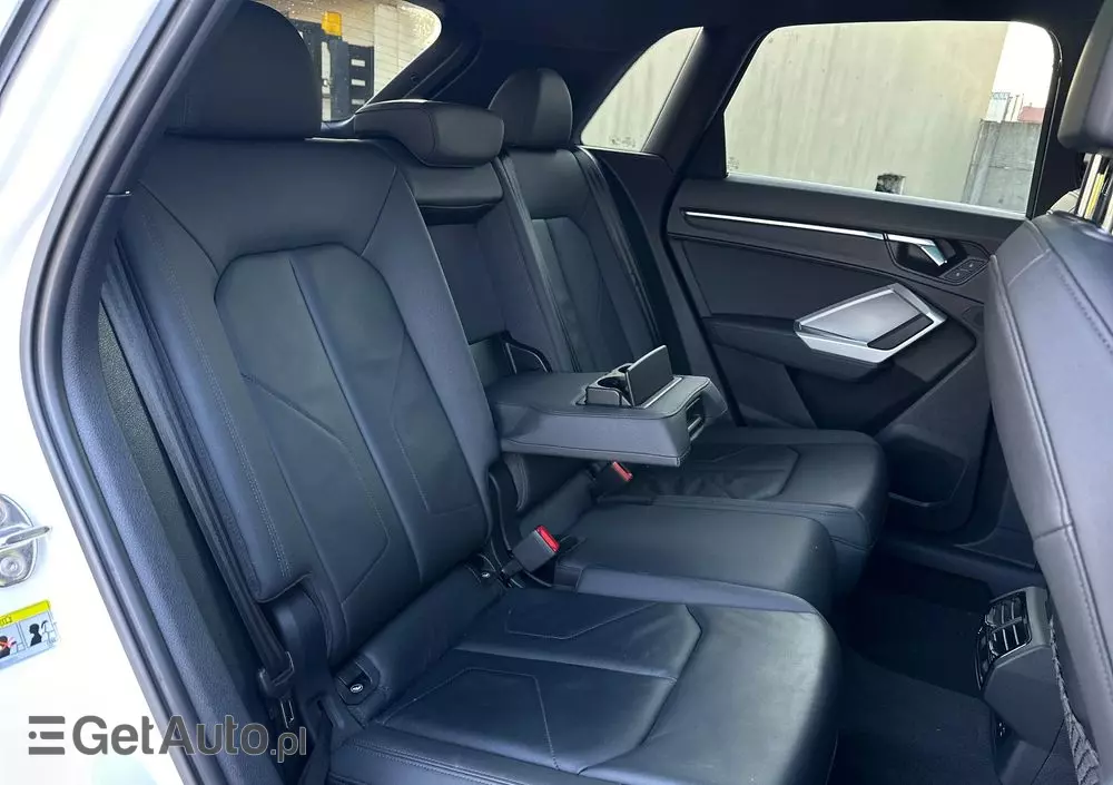 AUDI Q3 45 TFSI Quattro S tronic