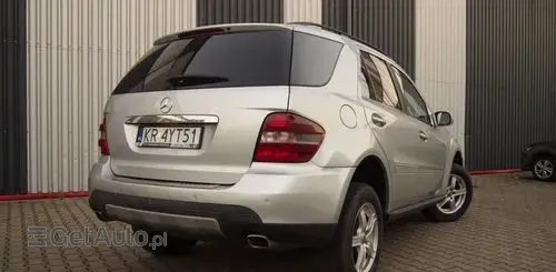 MERCEDES-BENZ ML 