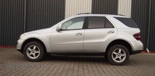 MERCEDES-BENZ ML 