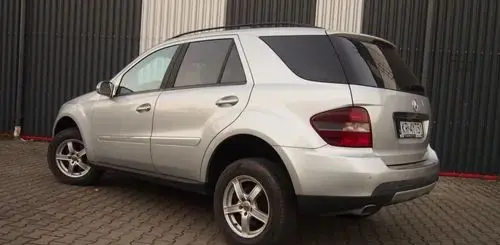 MERCEDES-BENZ ML 