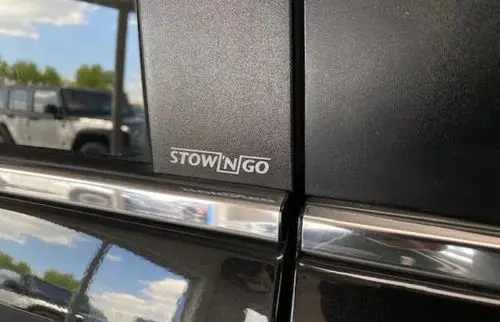 CHRYSLER Grand Voyager 