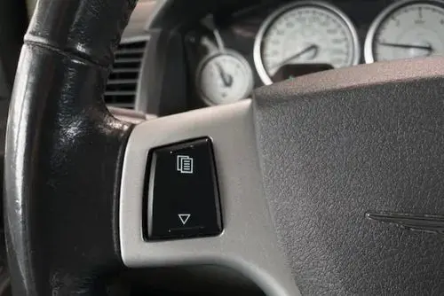 CHRYSLER Grand Voyager 