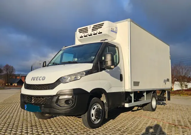 IVECO Daily 50-150 Chłodnia/ Mroźnia Dwie Komory, Wejście 400V, Winda 1000 kg. 