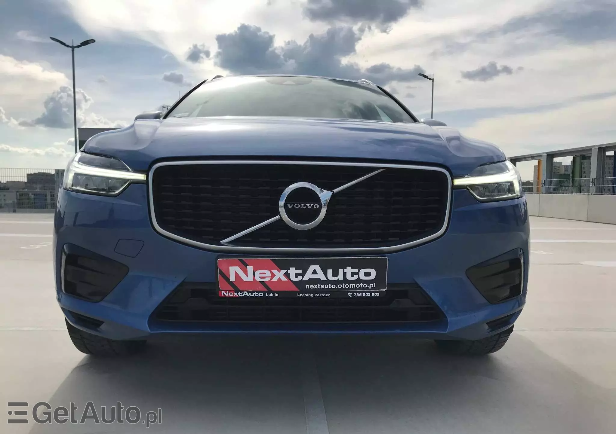 VOLVO XC 60 T4 R-Design