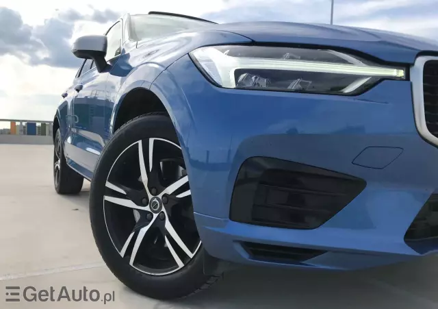 VOLVO XC 60 T4 R-Design