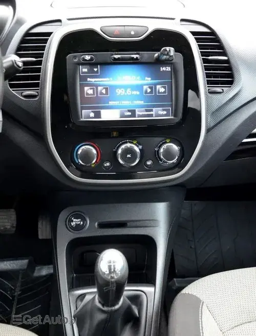 RENAULT Captur 