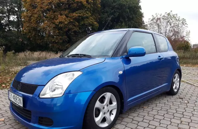 SUZUKI Swift 