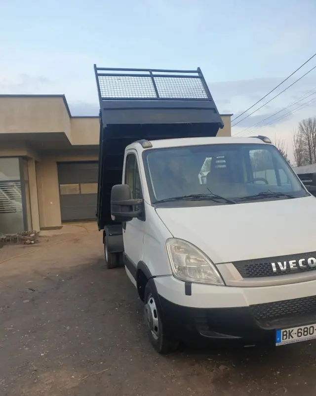 IVECO DAILLY 