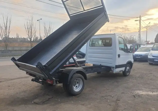 IVECO DAILLY 
