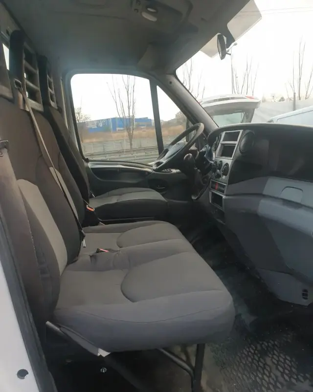 IVECO DAILLY 
