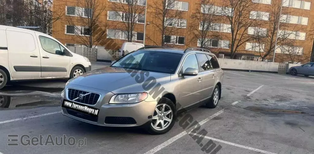 VOLVO V70 
