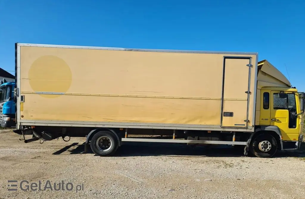 VOLVO Fl6 