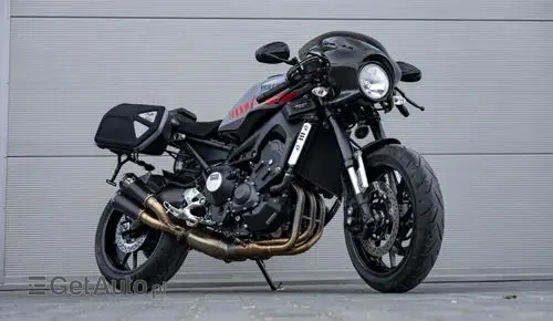 YAMAHA XSR 900 