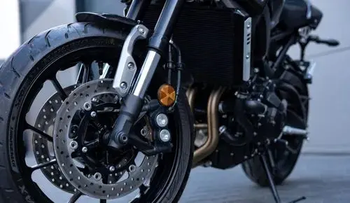 YAMAHA XSR 900 
