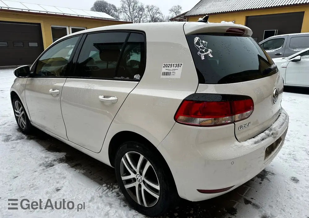 VOLKSWAGEN Golf 1.6 TDI BlueMotion Technology Trendline