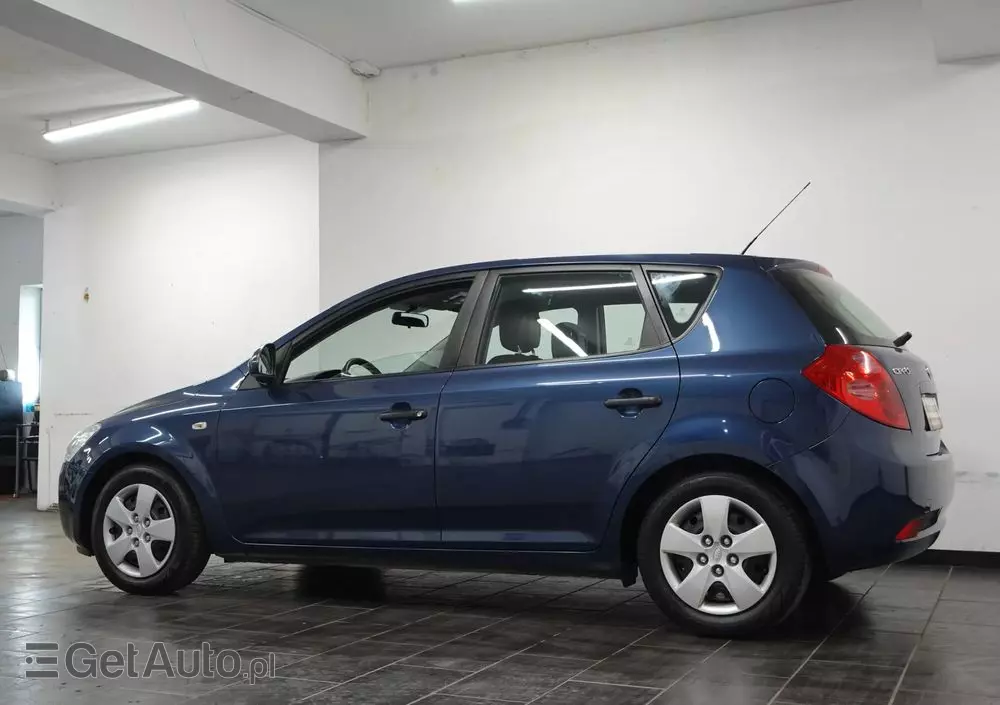 KIA Ceed 1.6 CVVT EX