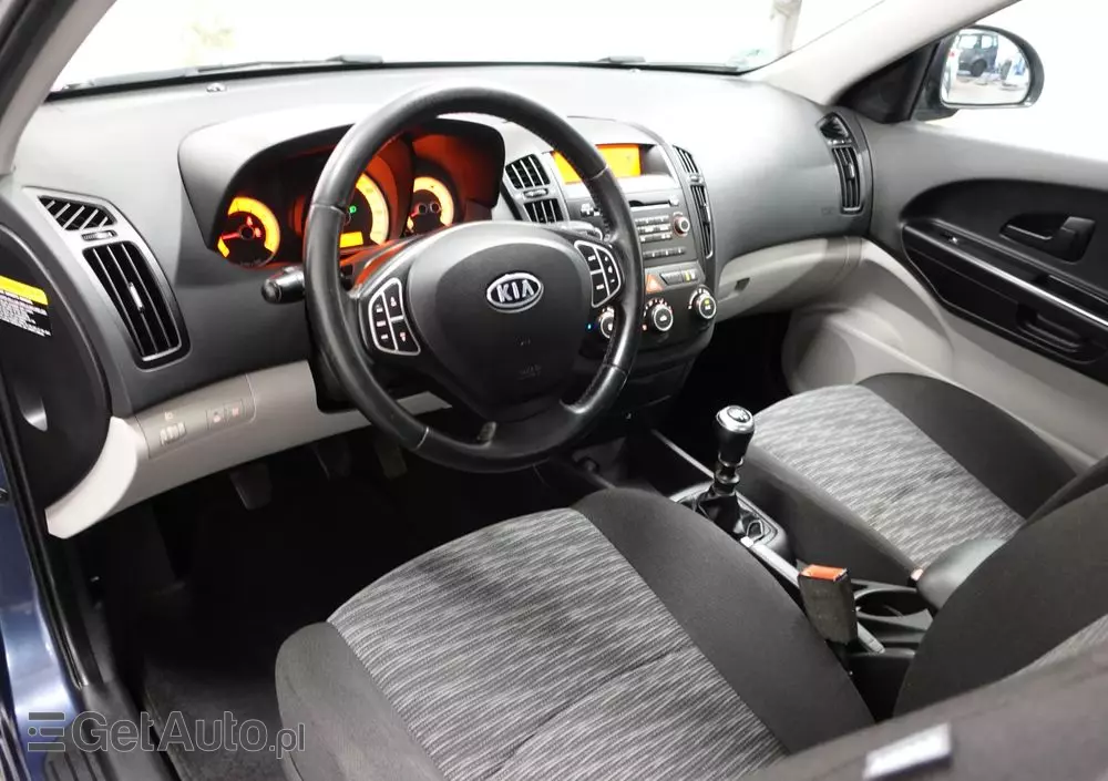 KIA Ceed 1.6 CVVT EX