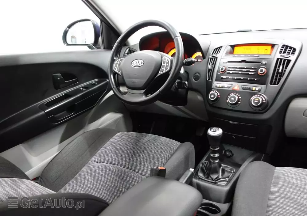 KIA Ceed 1.6 CVVT EX