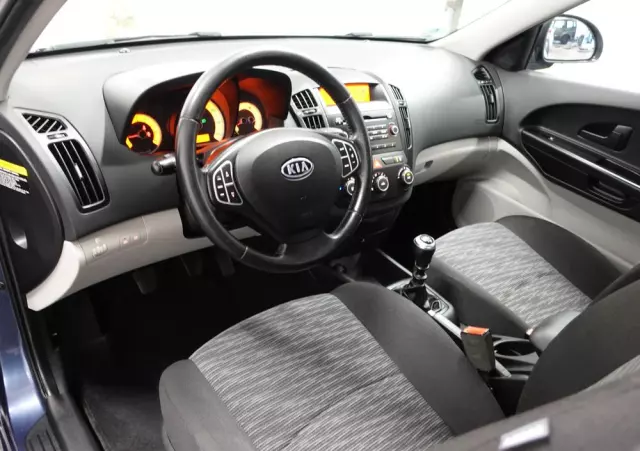 KIA Ceed 1.6 CVVT EX