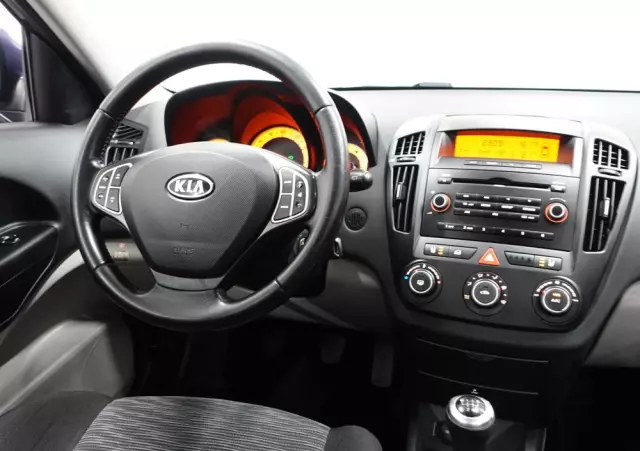 KIA Ceed 1.6 CVVT EX